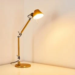 Artemide TOLOMEO MICRO Tischleuchte Gelb, 1-flammig, Farbwechsler 26 Artemide TOLOMEO MICRO Tischleuchte Gelb, 1-flammig, Farbwechsler -Bürolampen Verkäufe artemide tolomeo micro tischleuchte 0011860a 12