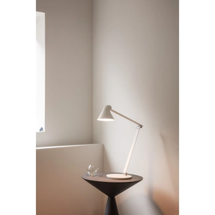 Louis Poulsen NJP Tischleuchte LED Weiß, 1-flammig 1 Louis Poulsen NJP Tischleuchte LED Weiß, 1-flammig